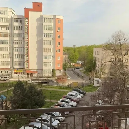 Apartment Rose Valley 3 Bedroom трёхкомнатная долина роз центр Chisinau